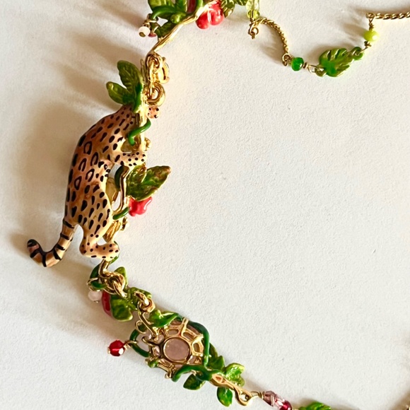 LN Léopard Necklace - Picture 3 of 6